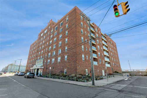 apt-2x-370 W Broadway, Long Beach, NY, 11561-3959 | Card Image