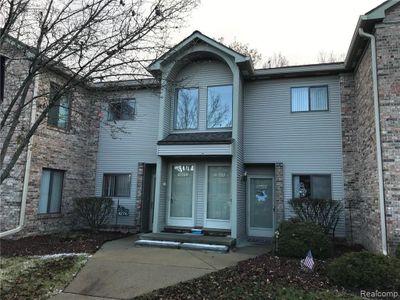 70 - 42749 Lilley Pointe, Condo with 2 bedrooms, 2 bathrooms and null parking in Canton Twp MI | Image 1