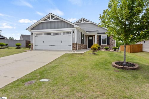 230 Bending Branch Road, Greenville, SC, 29605 | Card Image