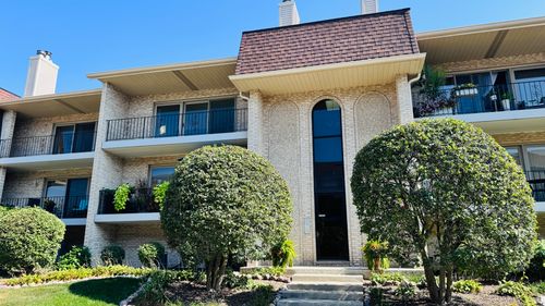 apt-2n-9004 Del Prado Dr, Palos Hills, IL, 60465-5033 | Card Image