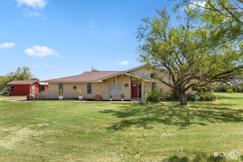 495 Minnetonga Trl, Wichita Falls, TX, 76310-8368 | Card Image