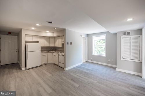 apt-3f-734 S 9th St, PHILADELPHIA, PA, 19147-2734 | Card Image