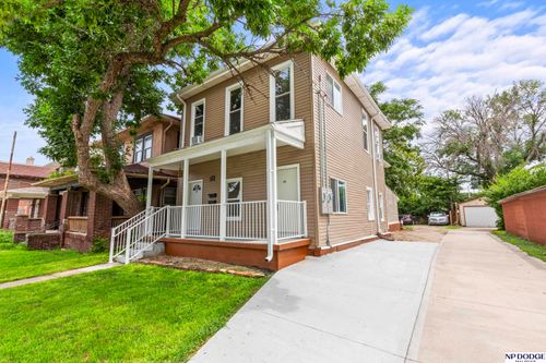 129 S 8th St, Council Bluffs, IA, 51501-4176 | Card Image