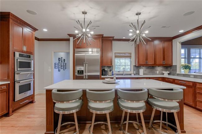 9717 Overbrook Rd, House other with 5 bedrooms, 5 bathrooms and null parking in Leawood KS | Image 7