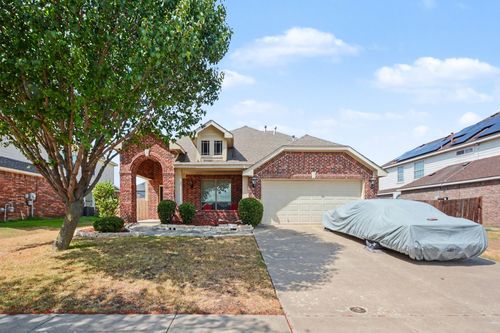 200 Lorient Dr, Mansfield, TX, 76063-5571 | Card Image