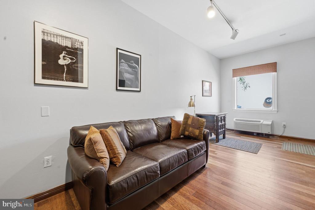 Residential in PHILADELPHIA 2