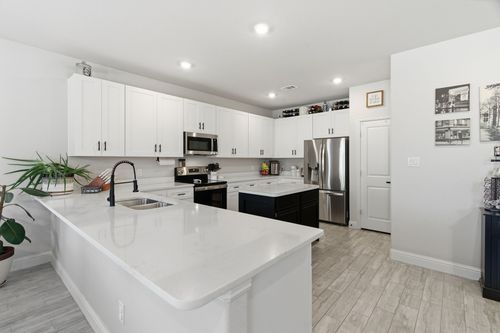 2316 Neches St, Granbury, TX, 76048-6462 | Card Image