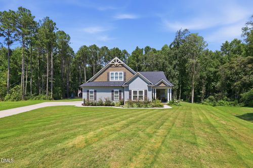 90 Blackberry Ln, Benson, NC, 27504-8733 | Card Image