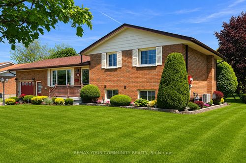 30 Grant Dr, Oakwood, ON, K0M2M0 | Card Image