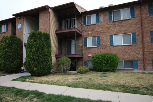 21-4196 S Oak Meadows Dr, Taylorsville, UT, 84123-4125 | Card Image