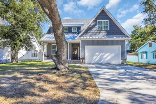718 3rd Ave S, Surfside Beach, SC, 29575-3618 | Card Image