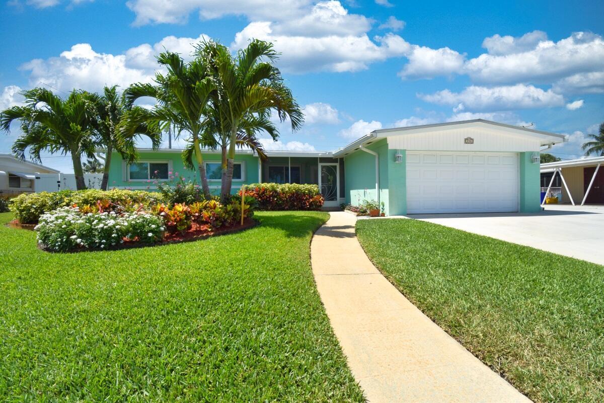 Flamingo Way, North Palm Beach, FL 33408