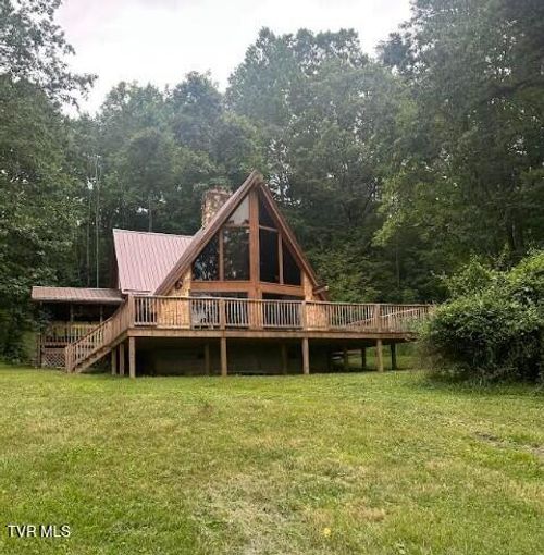 35615 Washington Spring Rd, Glade Spring, VA, 24340-5733 | Card Image