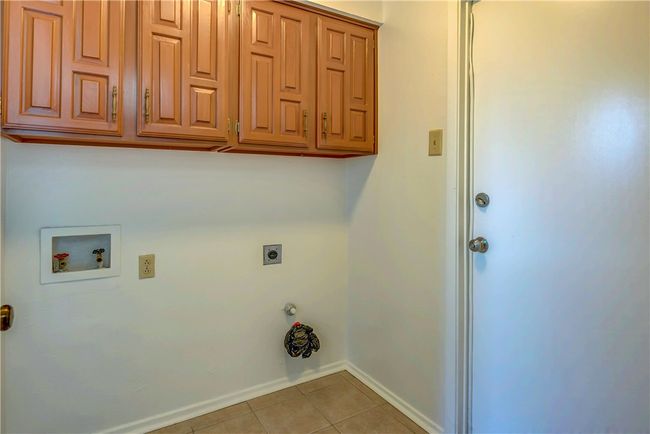 1702 Elizabeth Dr, House other with 3 bedrooms, 2 bathrooms and null parking in Carrollton TX | Image 12