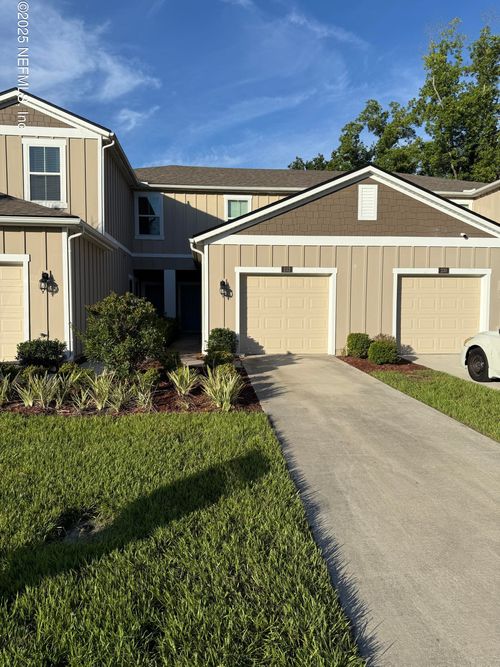 232 Aralia Ln, Jacksonville, FL, 32216-9205 | Card Image