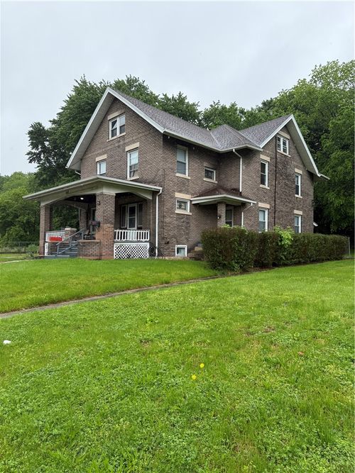 442 N Croton Ave, New Castle, PA, 16101-3549 | Card Image