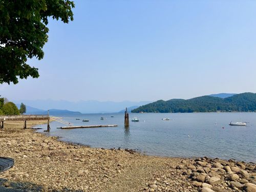 784 Marine Dr, Gibsons, BC, V0N1V1 | Card Image