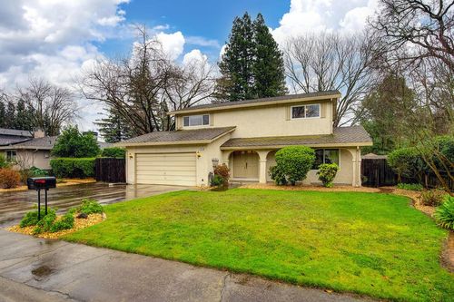 8572 Oak View Ln, Fair Oaks, CA, 95628-6251 | Card Image