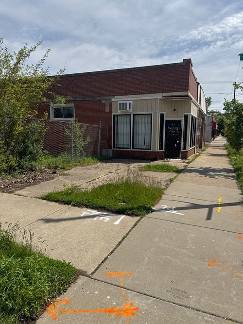 2240-2234-2240 E 73rd St, Chicago, IL, 60649-3234 | Card Image