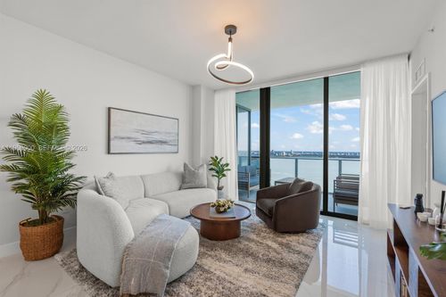 unit-3904-700 Ne 24th St, Miami, FL, 33137-5511 | Card Image