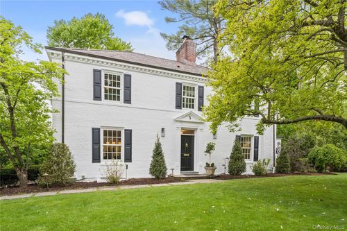 5 Harcourt Rd, Scarsdale, NY, 10583-3044 | Card Image