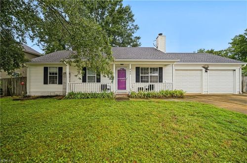 445 Glenrock Road, Norfolk, VA, 23502 | Card Image