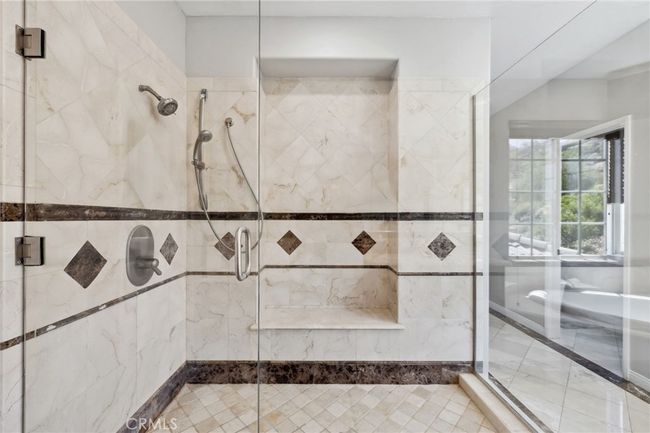 36472 County Line Rd, House other with 4 bedrooms, 6 bathrooms and 4 parking in Yucaipa CA | Image 55