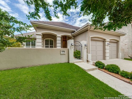 107 Calais Way, Shavano Park, TX, 78249-2071 | Card Image