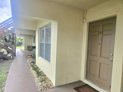 102-3030 Nw 43rd Ter, Lauderdale Lakes, FL, 33313-1933 | Card Image