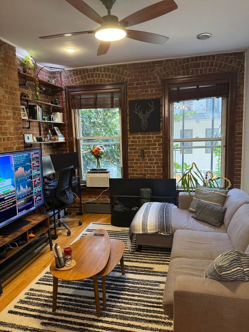 2b-438 W 49th St, New York, NY, 10019-7253 | Card Image
