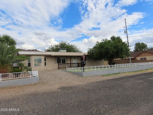 223 S Hing Dr, Superior, AZ, 85173-4629 | Card Image