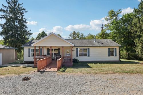 6748 Bye Rd, East Palestine, OH, 44413-8780 | Card Image
