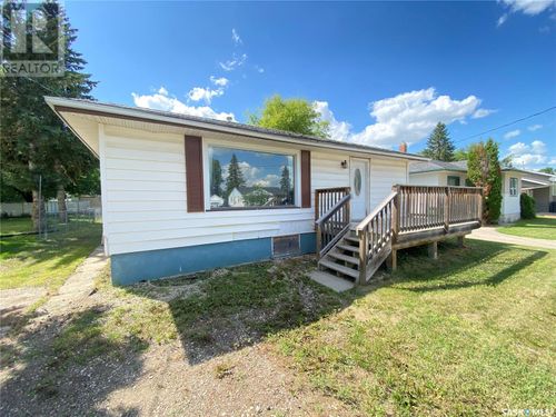 250 Fourth Ave N, Yorkton, SK, S3N1B2 | Card Image