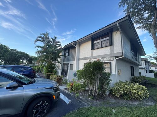 9784 Shadow Wood Blvd, Coral Springs, FL, 33071-5912 | Card Image