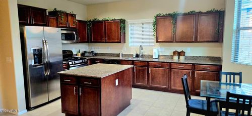 121 W Hackberry Dr, Chandler, AZ, 85248-4012 | Card Image