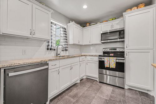 1653 Murray Dr, Garland, TX, 75042-8446 | Card Image