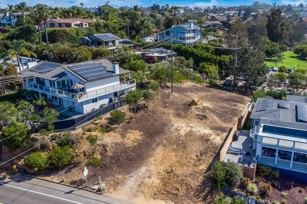 Land in Encinitas 4