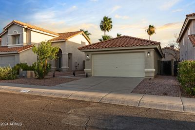 1327 E Angela Drive, House other with 3 bedrooms, 2 bathrooms and null parking in Phoenix AZ | Image 2