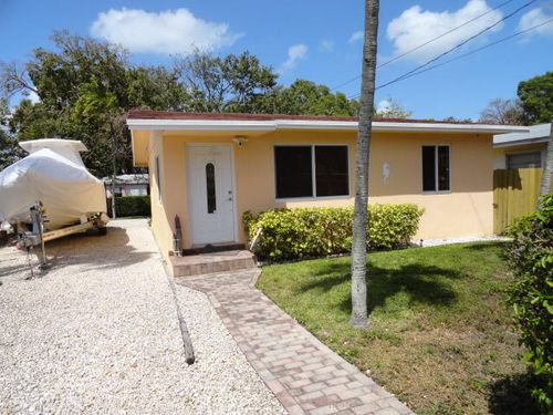 22 Snapper Ave, Key Largo, FL, 33037-4726 | Card Image