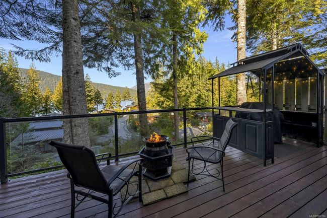 37 - 6574 Baird Rd, House other with 2 bedrooms, 1 bathrooms and 2 parking in Port Renfrew BC | Image 33