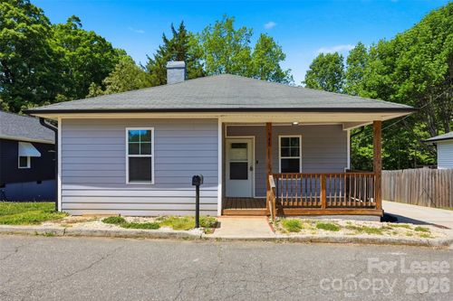 546 Baltimore Dr, Cramerton, NC, 28032-1601 | Card Image