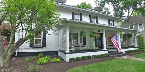 64 Maple Street, Chagrin Falls, OH, 44022 | Card Image