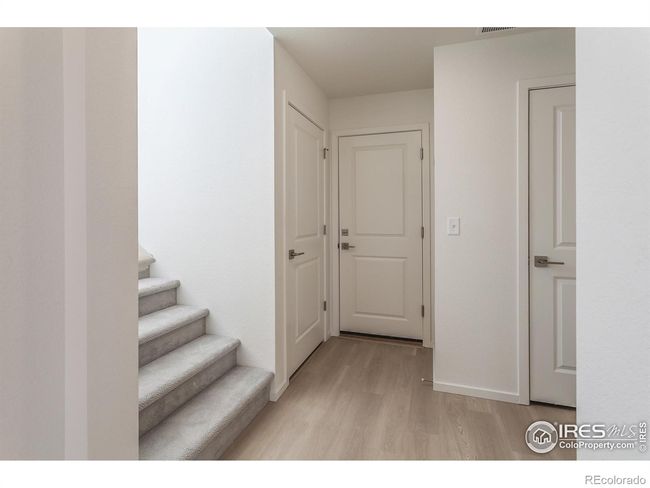 ENTRYWAY | Image 14