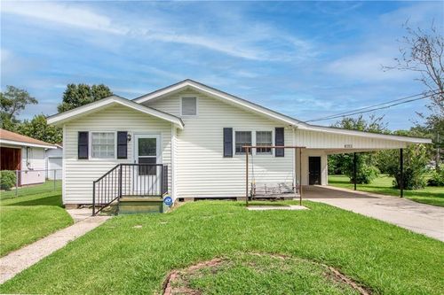 146 Oak St, Hahnville, LA, 70057-2320 | Card Image