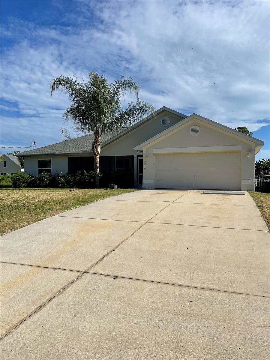 Traverse Ave, North Port, FL 34286