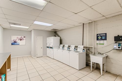 apt-302-2510 N Wayne Ave, CHICAGO, IL, 60614-2144 | Card Image