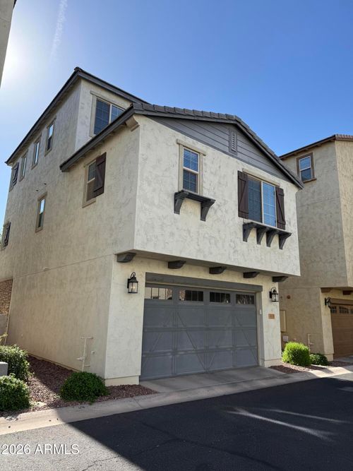 2658 S Harmony Ave, Gilbert, AZ, 85295-6068 | Card Image