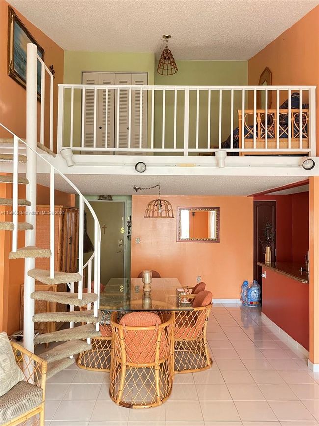 201 9423 Fontainebleau Blvd, For Sale in Miami Zoocasa