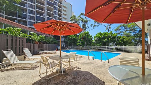 426-3138 Waialae Ave, Honolulu, HI, 96816-1547 | Card Image