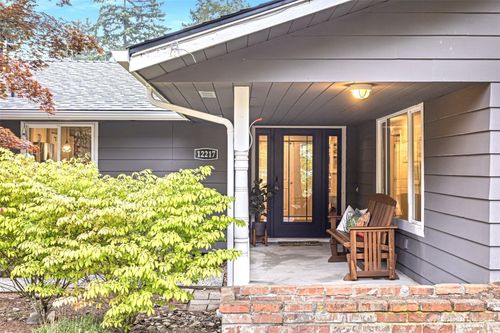 12217 12th Dr Se, Everett, WA, 98208-5925 | Card Image